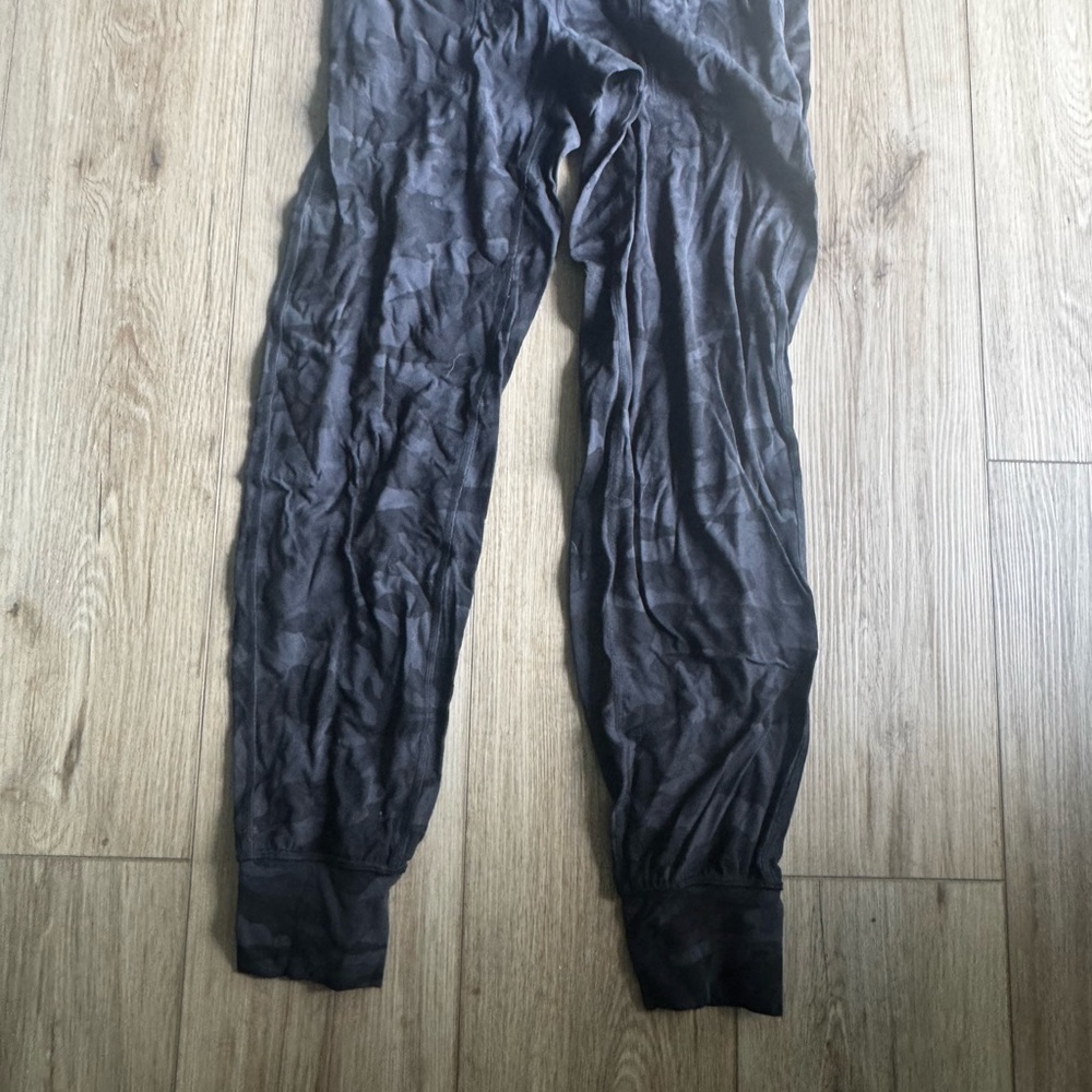 lululemon athletica Black Align Jogger Pants